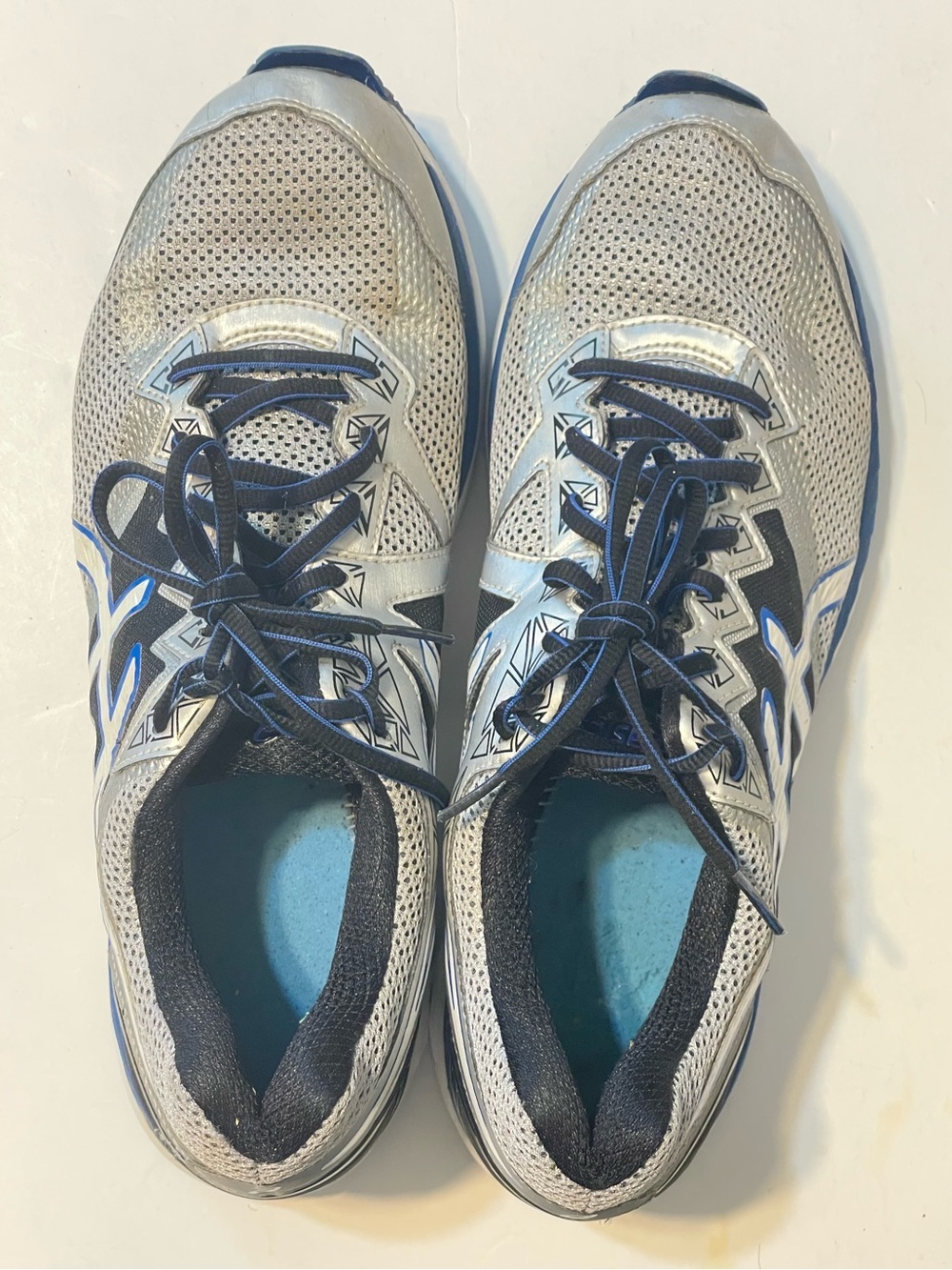 ASICS GT2000 Gel Men's Running Shoes Silver White Blue Size 11 EU 45